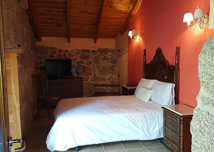 O Pomar Vello Semesterbostad *