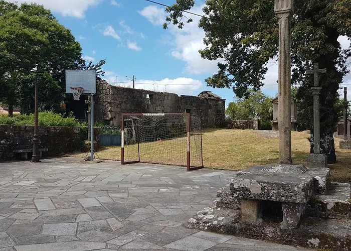 O Pomar Vello Semesterbostad *